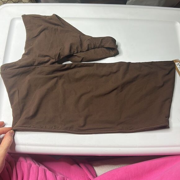 NWT SKIMS CUT OUT SUPER CROPPED TOP - Picture 6 of 6